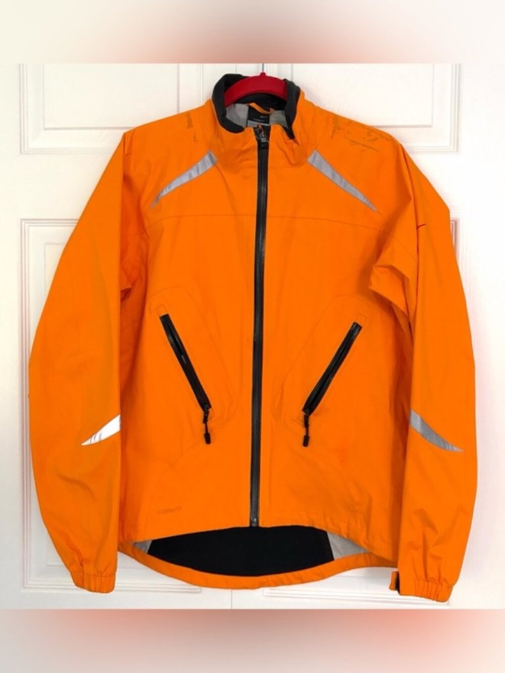Nike Storm-Fit 10 Reflective Cycling Jacket size Large (12-14)